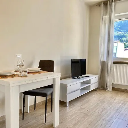 Bright Studio Apartment With Free Private Parking Meran Exterior foto