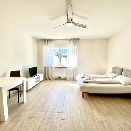 Bright Studio Apartment With Free Private Parking Meran Exterior foto