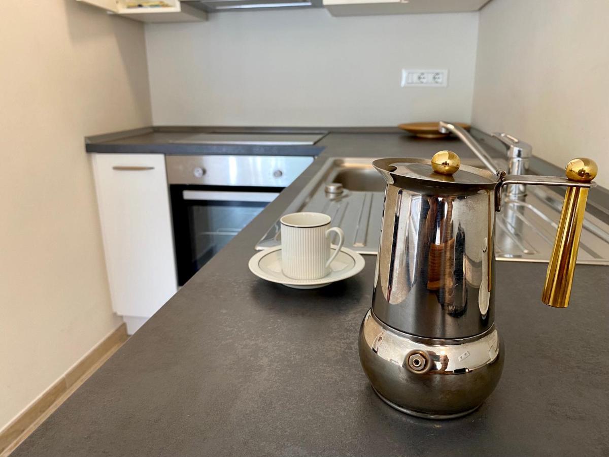 Apartment Bright With Free Private Parking *